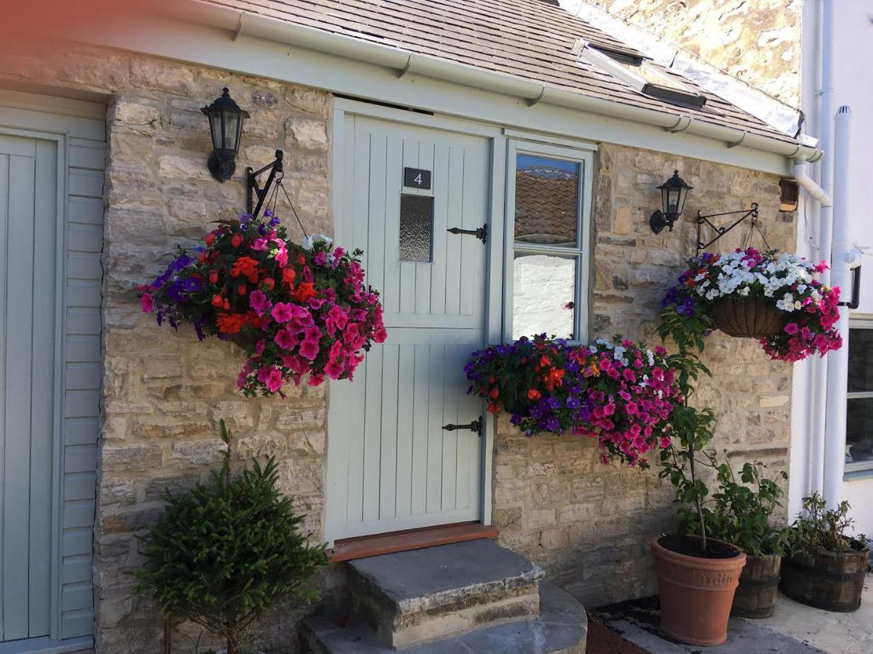 Hotel The Barn à Monk Fryston Extérieur photo
